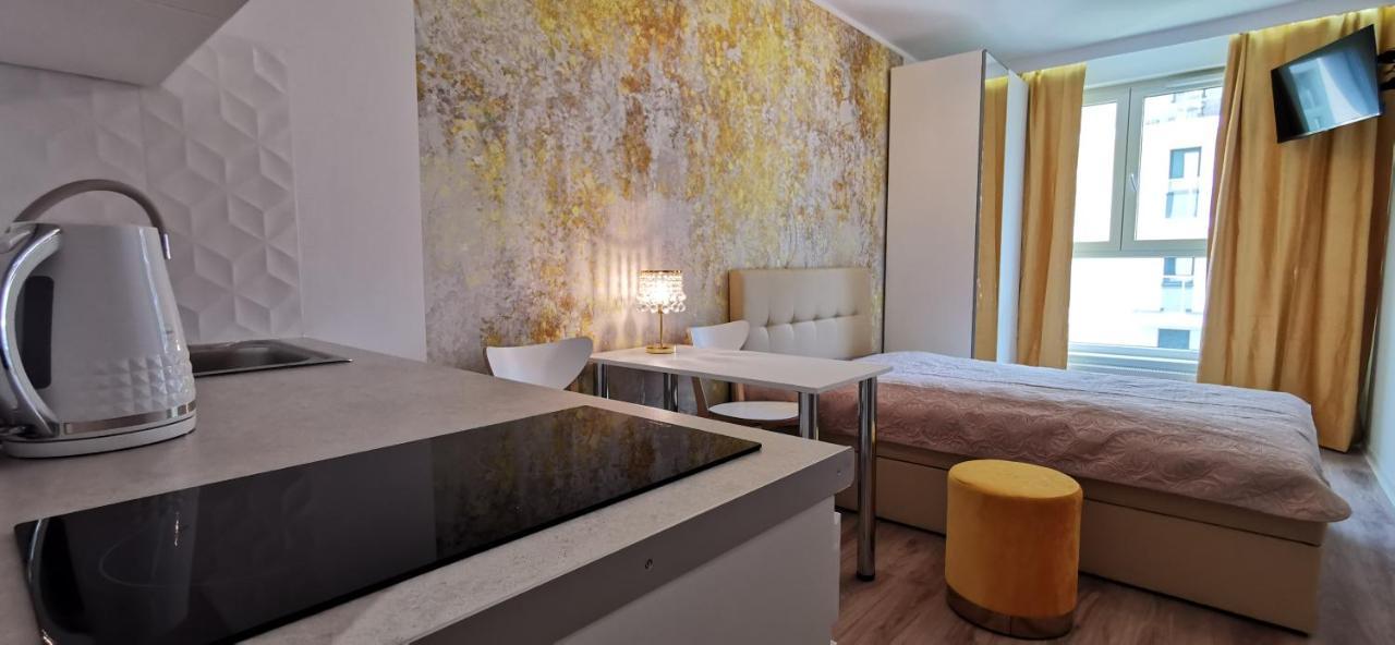 Wow Flou Przystan Letnica Apartamenty 700M Plaza Gdańsk Kültér fotó