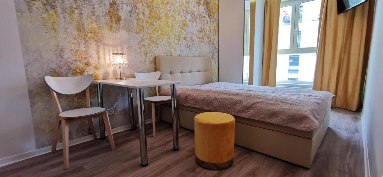 Wow Flou Przystan Letnica Apartamenty 700M Plaza Gdańsk Kültér fotó
